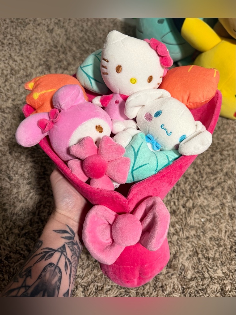 Hello Kitty Bouquet Flower Plush